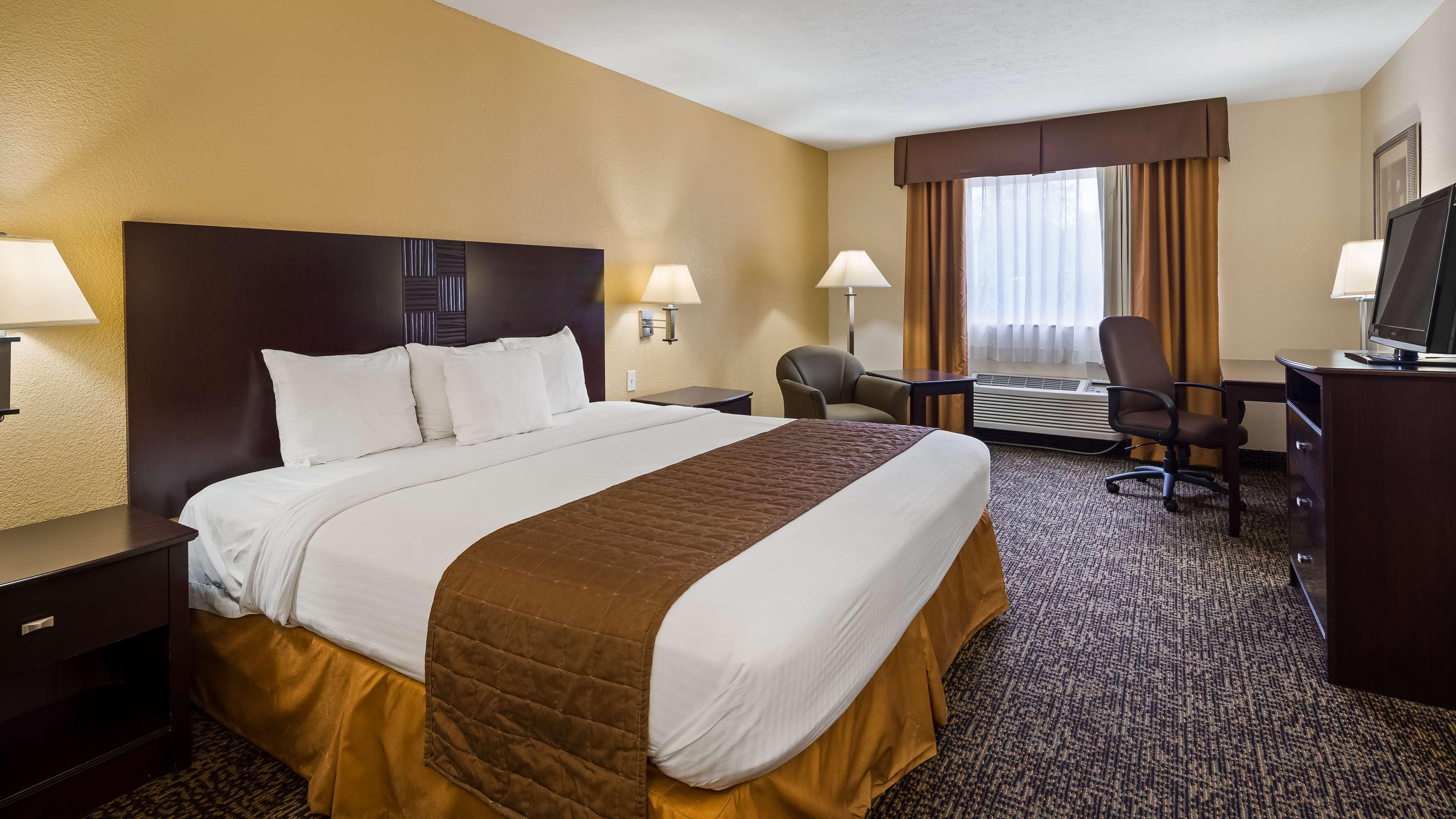 Western Hotel Elyria