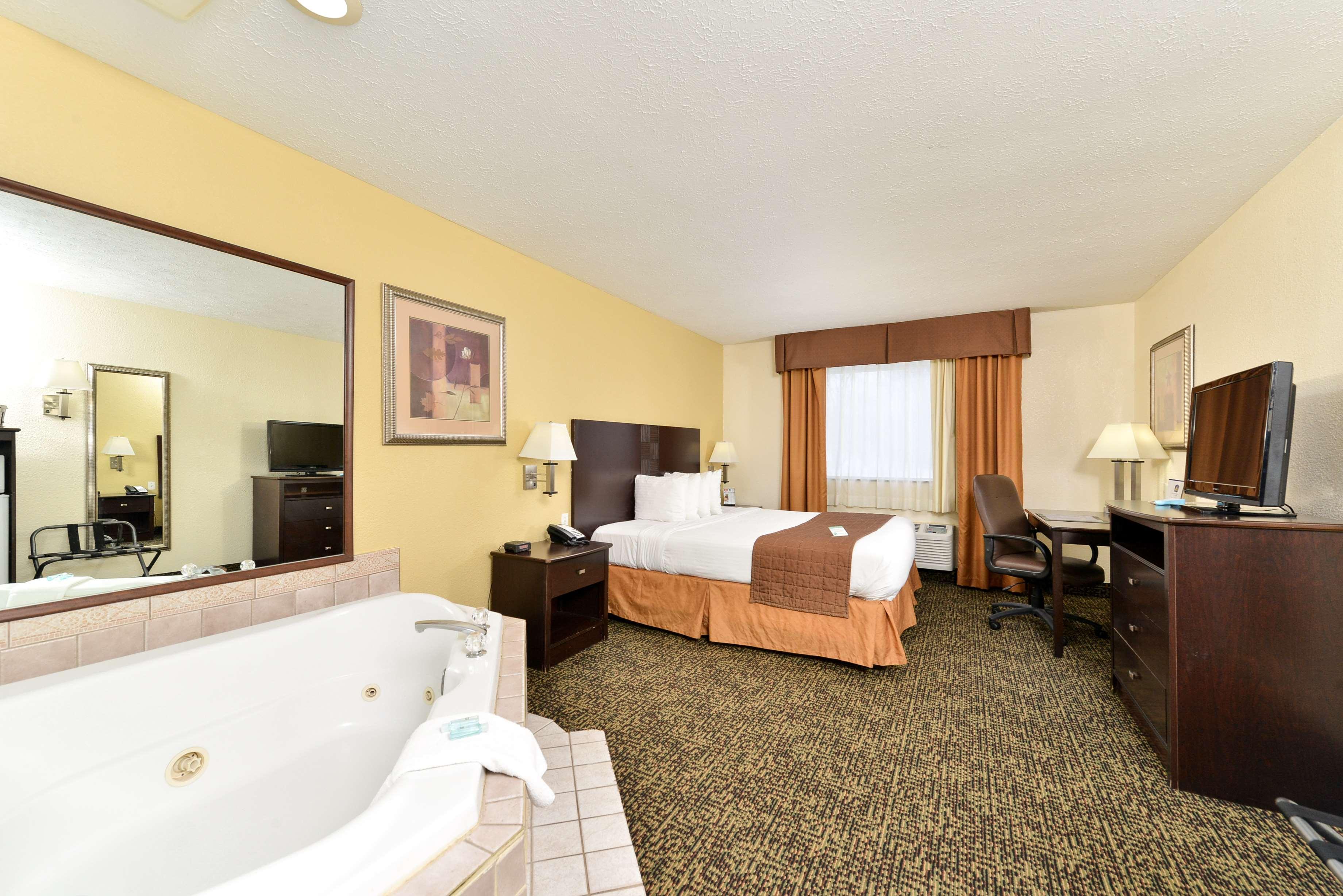 Western Hotel 3*