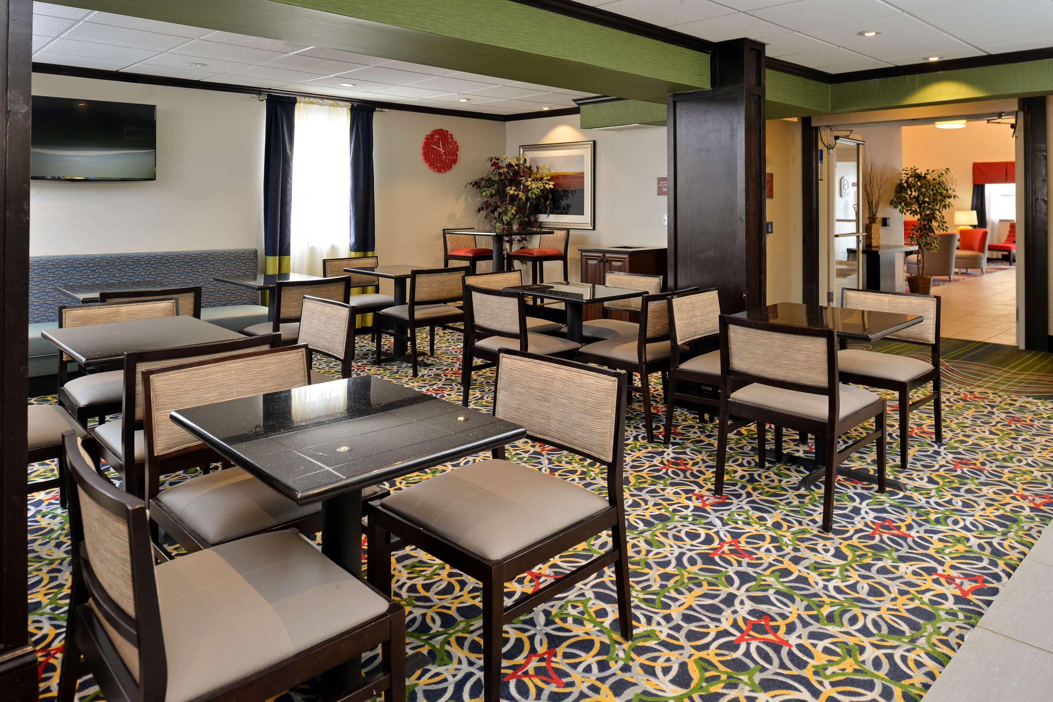 Hotel Western Elyria