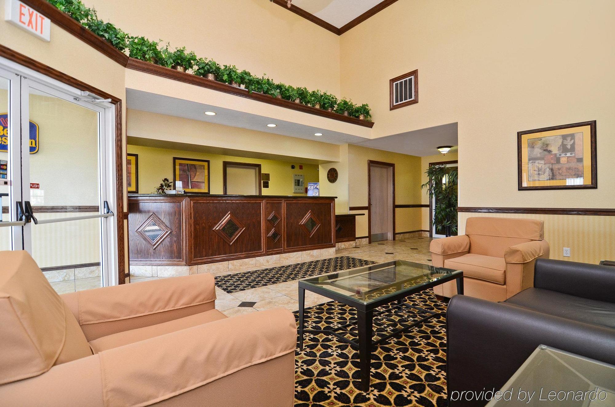 Western Hotel Elyria