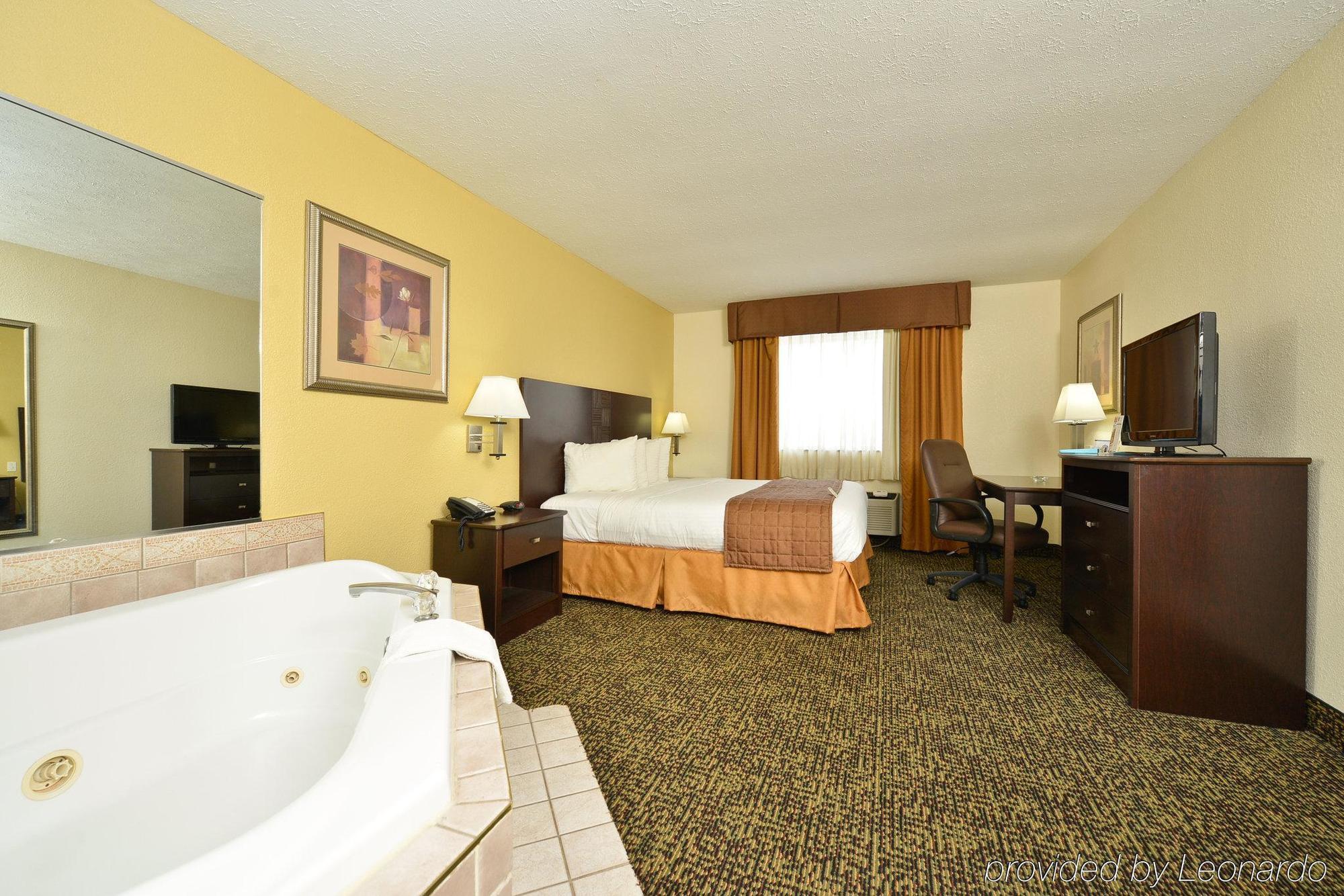 Western Hotel 3*